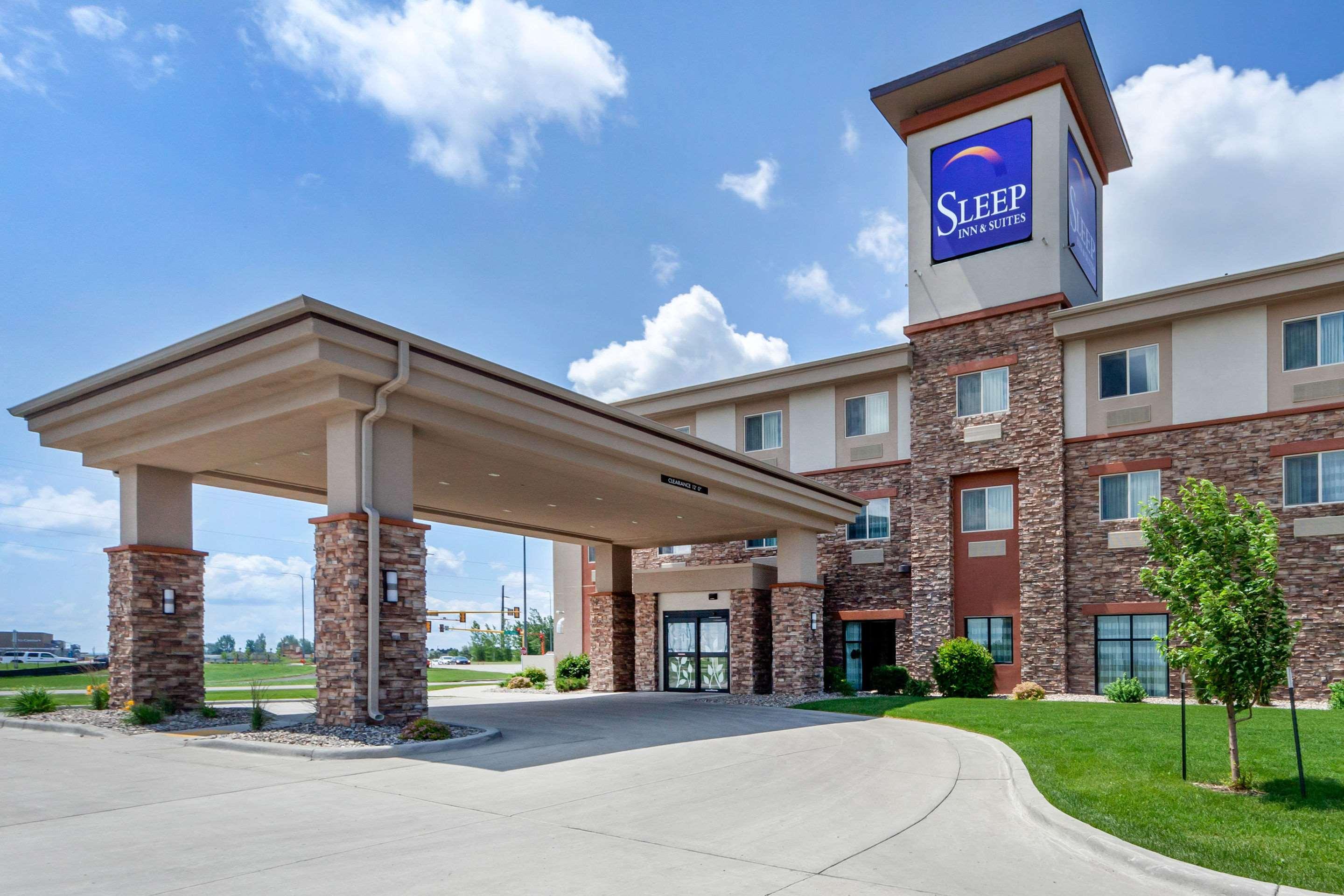 Sleep Inn & Suites Devils Lake Exterior photo